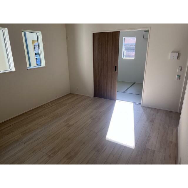 リビングとは別に静かな時間を楽しめる部屋