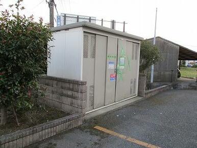 入居者様専用ゴミ庫です。