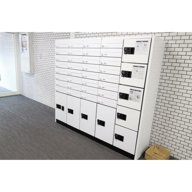 宅配ボックス完備！