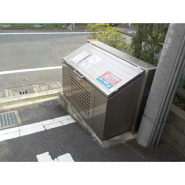 ごみ捨て場