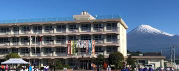 富士市立岩松中学校