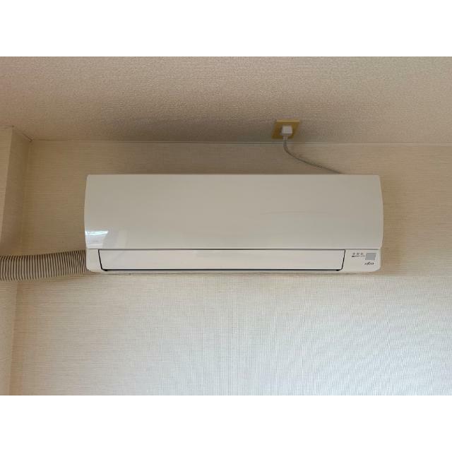 リビングエアコン