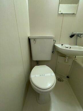 落ち着いたトイレです