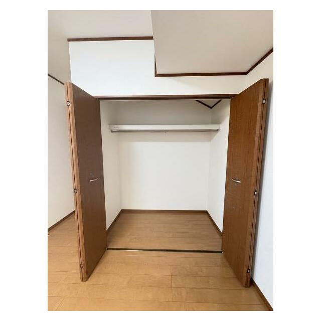 「洋室約6.5帖」クローゼット収納