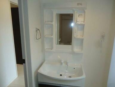 洗髪洗面化粧台