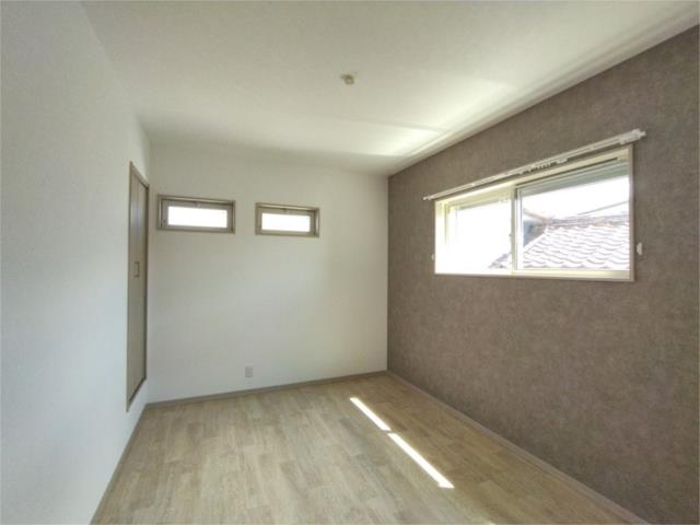 物件画像 直方市 新知町 (筑豊直方駅) 2階建 4LDK