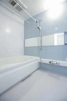 浴室暖房乾燥機能付きのユニットバス