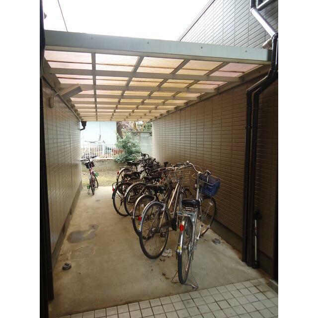 屋根付き駐輪場