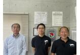 情報提供会社