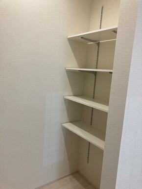 案外増えてしまう靴も収納があるので安心（2号棟）