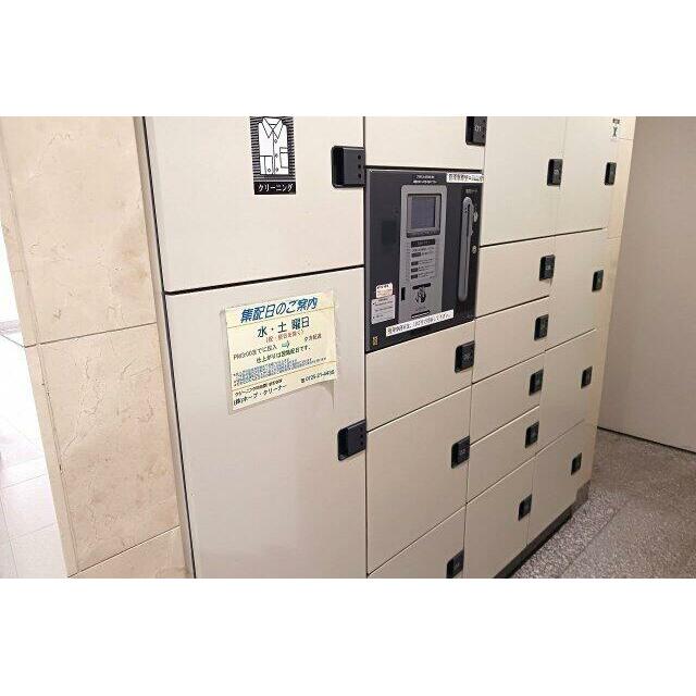 宅配ボックス