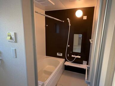 お風呂で疲れを洗い落として心地よく1日終了（3号棟）