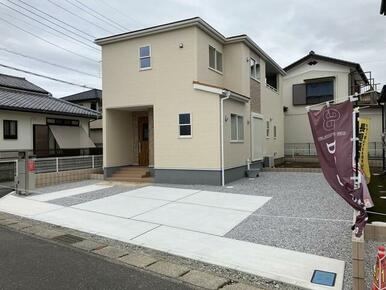 日を重ねるごとにこの佇まいに愛着が湧いてきそう（1号棟）
