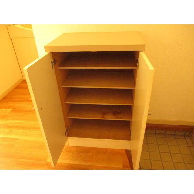 シューズクローゼット付きの玄関です☆