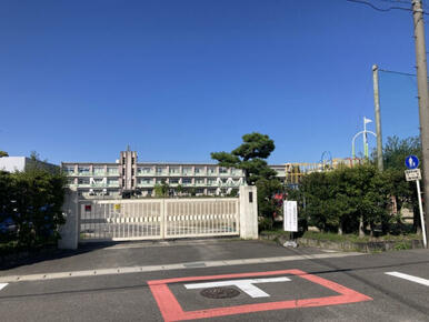 岩倉北小学校