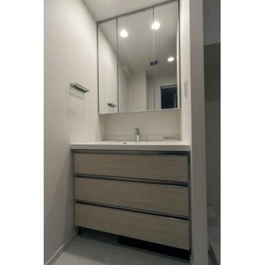 ※写真は同タイプ住戸です。