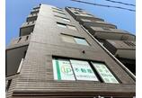 情報提供会社