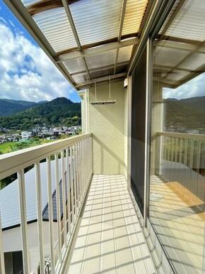 二階バルコニー