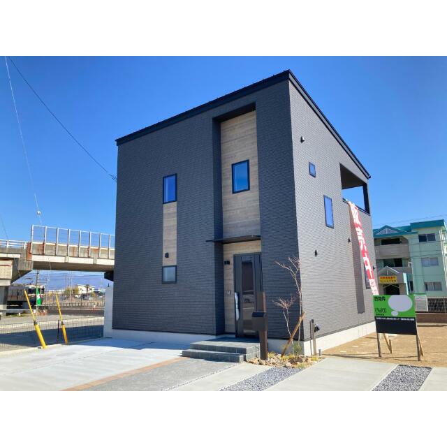 目を見張る建物