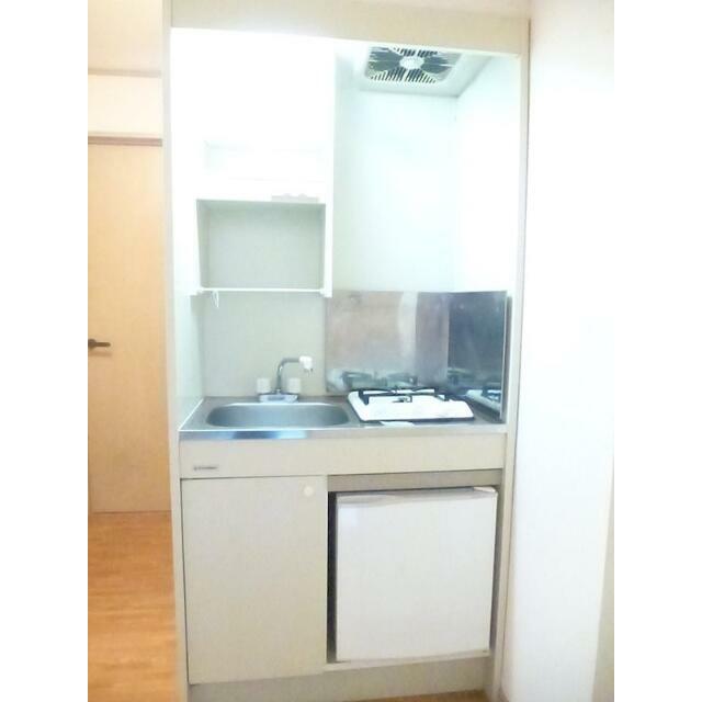 １口ガスコンロ・ミニ冷蔵庫完備（同間取り１Ｆのお部屋です）