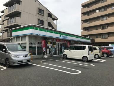 ファミリーマート坂戸駅南けやき通り店