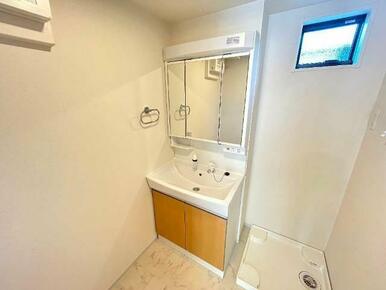 洗髪洗面化粧台