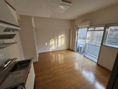 ※実際の室内と異なる場合がございます