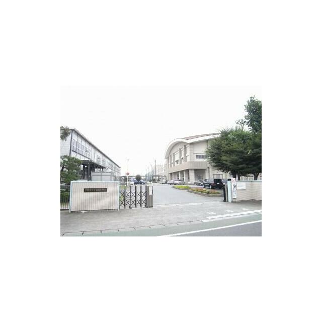 雀宮中学校　347ｍ/徒歩5分、車1分