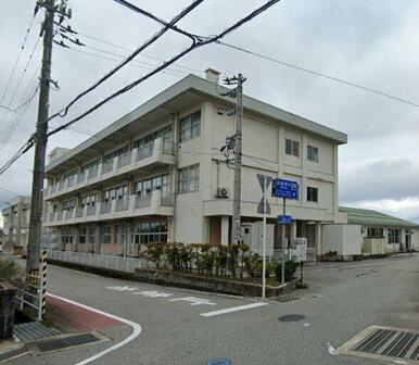 黒部市立たかせ小学校