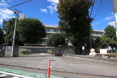 所沢市立北中小学校