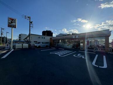 セブンイレブン新田駅西口店