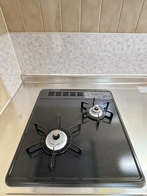 ガラストップコンロ　新品交換済みです