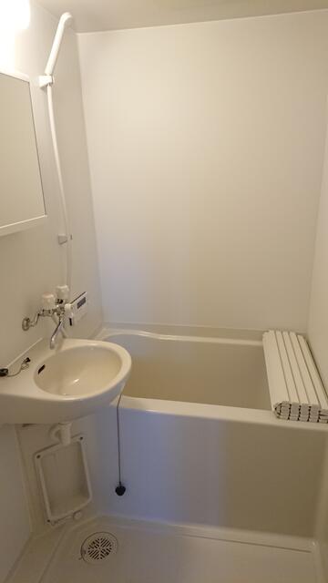 commercial 字中丁