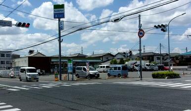 ファミリーマート春日部粕壁店