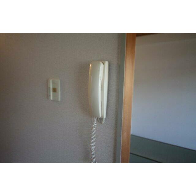 参考。同じ建物の別のお部屋の写真です。現況優先。