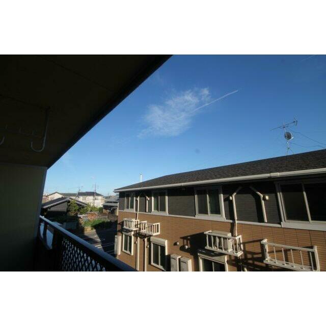 参考。同じ建物の別のお部屋の写真です。現況優先。