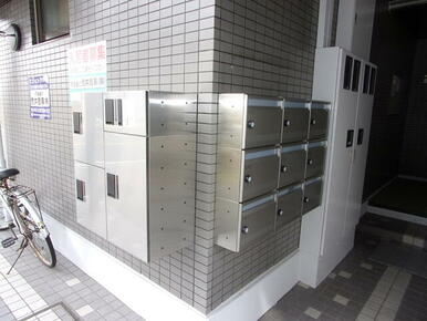 宅配ボックスメールボックス