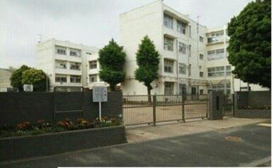 横浜市立勝田小学校
