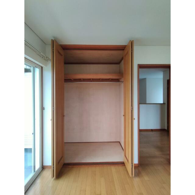 洋室6収納