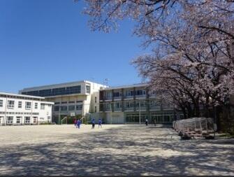 川口市立中学校