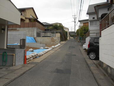 前面道路状況南面より撮影（Ａ，Ｂ区画共通）