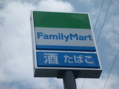 ファミリーマート宇都宮鐺山町店