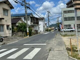 前面道路　７．１ｍ