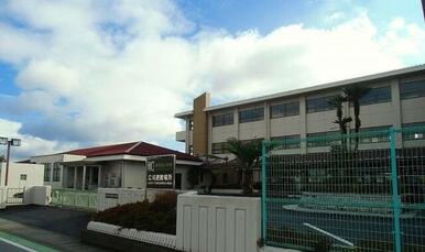 愛荘町立秦荘西小学校