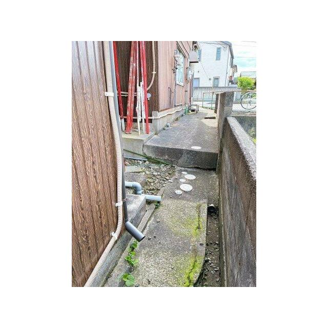 ※敷地内0.4ｍの段差あります※