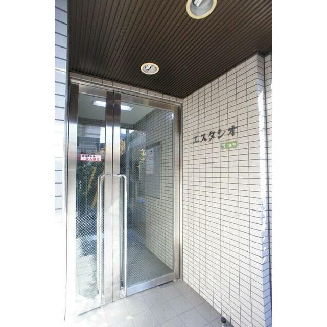 エントランスを抜けると我が家です♪