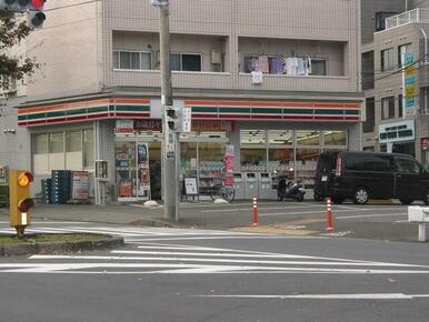 セブンイレブン帝京大前店