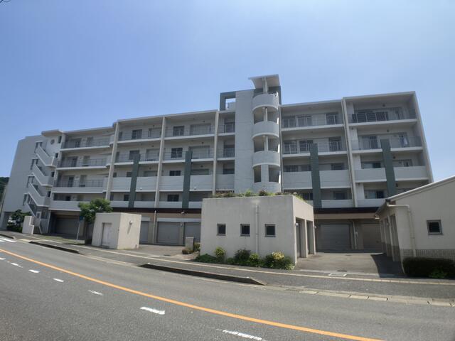 物件画像 横浜２丁目アパートメント 4階 3LDK