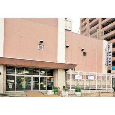 台東区立根岸図書館