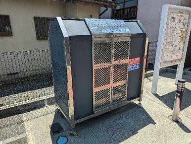 ごみ置場